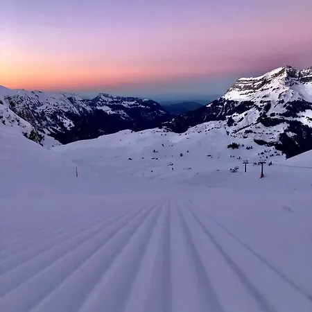 Bärghuis Jochpass - Ein Erlebnis Auf 2222müm, Gut Erreichbar Mit Gondel Und Sessel-lift Hotel