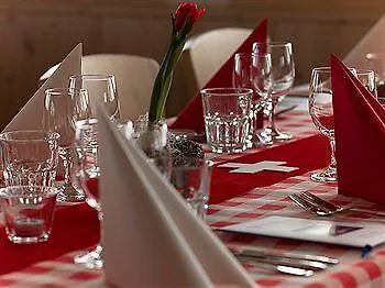 Hotel Bärghuis Jochpass - Alpine Hideaway - 2222müm